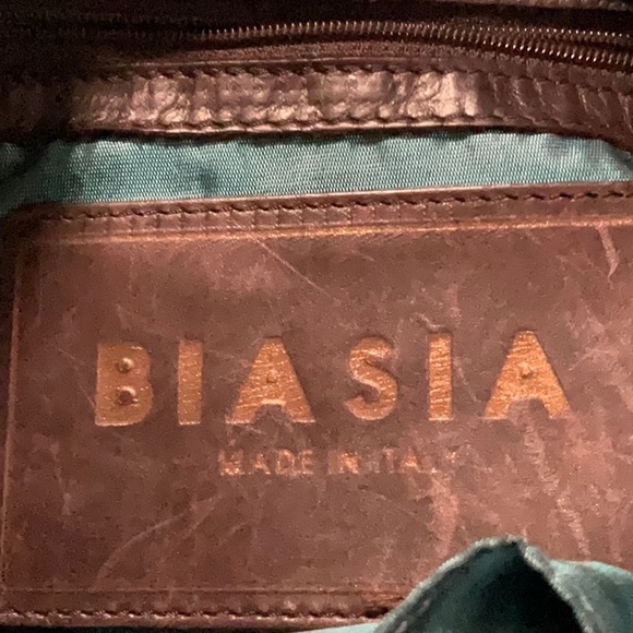 large Biasia Leather bag, made in Italy - Picture 6 of 8